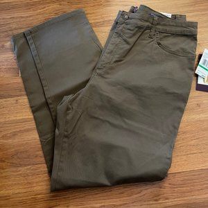 Gloria Vanderbilt Amanda 2.0 Slim Leg